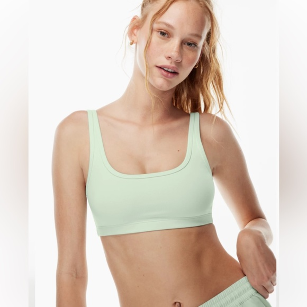 Aritzia TNA butter mini sports bra‎